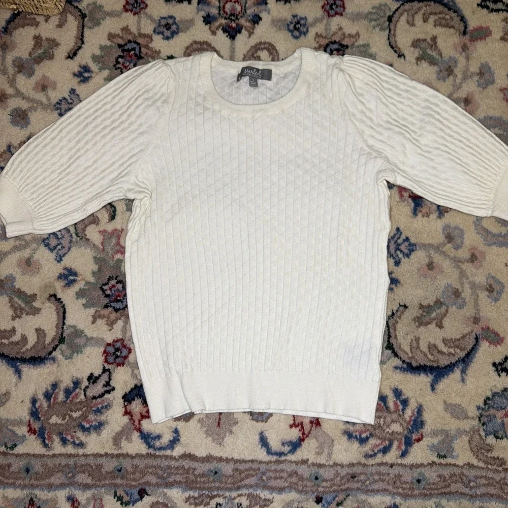 Marled Cream Short Sleeve sweater polyester size small